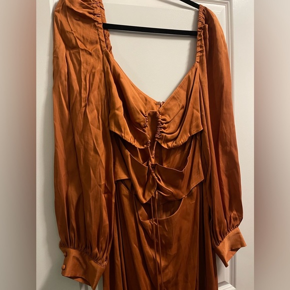 NWT Farm Rio Rust Satin Midi Dress - Size 12 - Picture 6 of 7